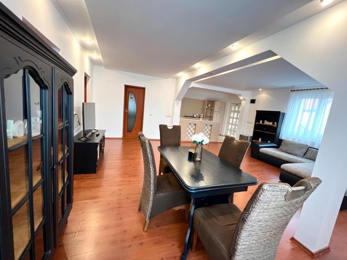 Flh - Mira Apartments ซีบิว ภายนอก รูปภาพ